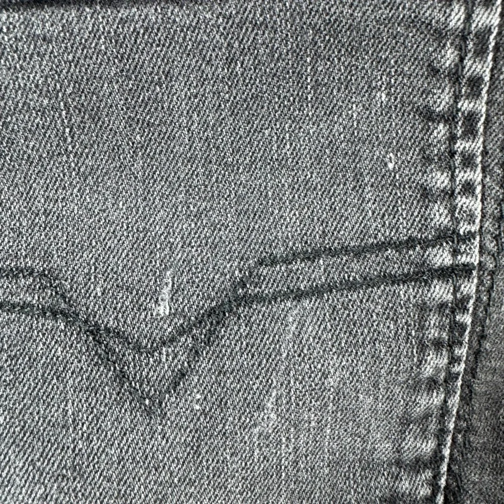 Levis Jeans Mens 32x30 Sleenker Slim Skinny Fit Black Denim Stretch